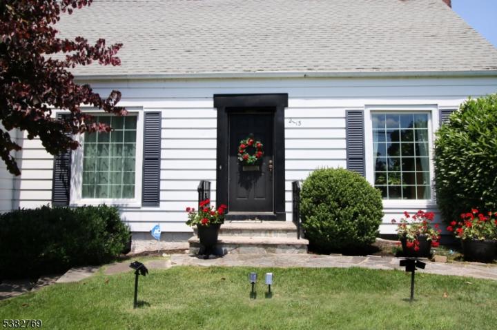 Photo of 2-13 Morlot Avenue, Fair Lawn NJ