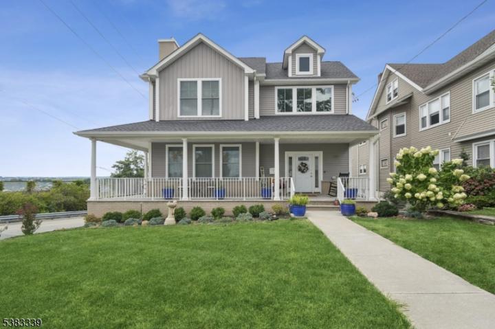 Photo of 320 Ridge Road, Rutherford NJ