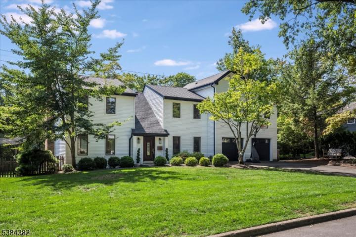 Photo of 11 Carol Court, Glen Rock NJ