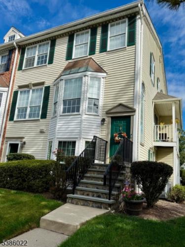 Photo of 686 Plum Terrace, Mahwah NJ