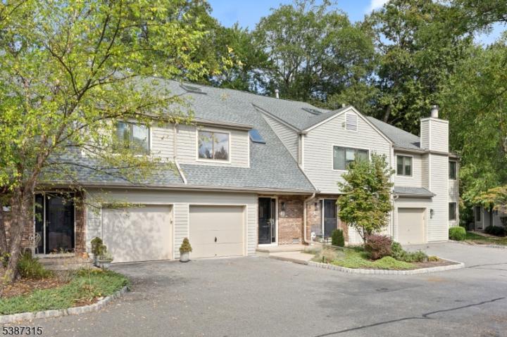 Photo of 21 Spruce Run, Ramsey NJ