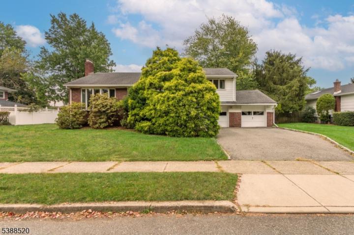 Photo of 729 Schaefer Avenue, Oradell NJ