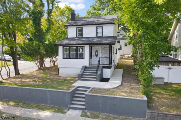 Photo of 1470 Gaylord Terrace