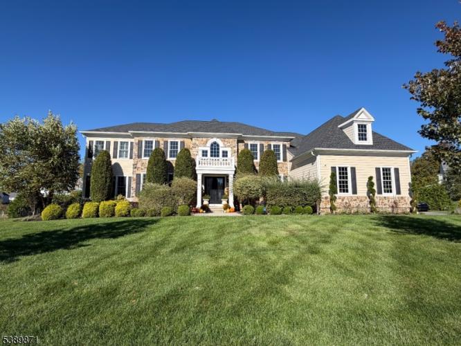 Photo of 6 Northwood Drive, Franklin Lakes NJ