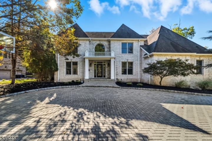 Photo of 32 Moeser Place