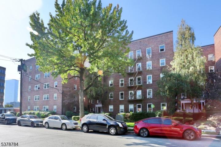 Photo of 326 Bridge Placeaza North 5d, Fort Lee NJ