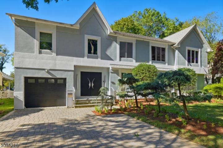 Photo of 827 Alden Road, Paramus NJ