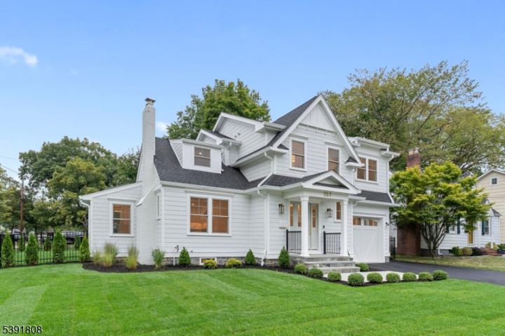 Photo of 357 E Glen Avenue, Ridgewood NJ