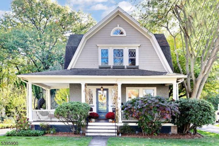 Photo of 471 S Maple Avenue