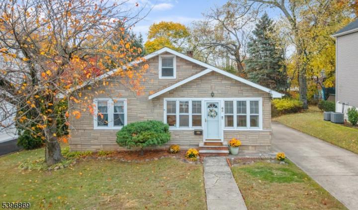 Photo of 63 Pomona Avenue, Fair Lawn NJ