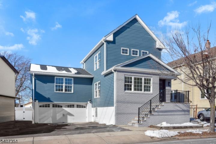 Photo of 715 Stuyvesant Avenue