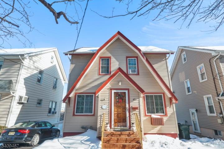 Photo of 47 Elycroft Parkway, Rutherford NJ