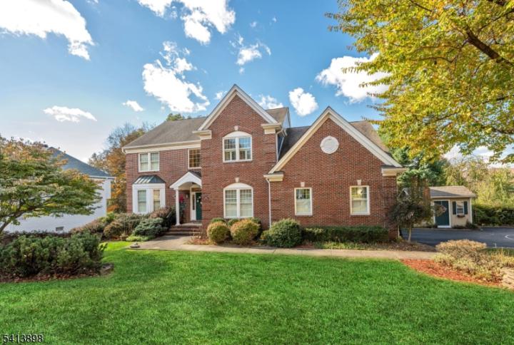 Photo of 134 Arthur Court, Mahwah NJ