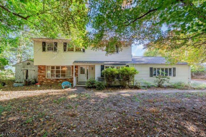 Photo of 75 Cherokee Avenue, Allendale NJ