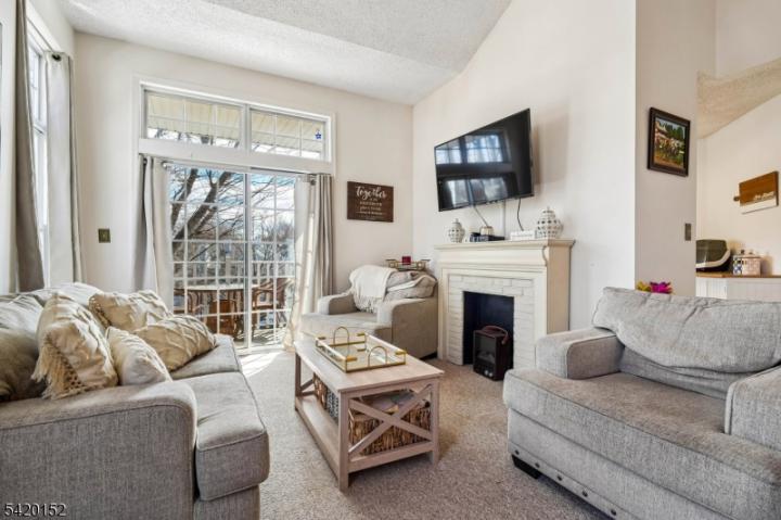 Photo of 1317 Paddington Road, Mahwah NJ