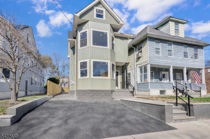 Photo of 249 Hillside Avenue, Leonia NJ
