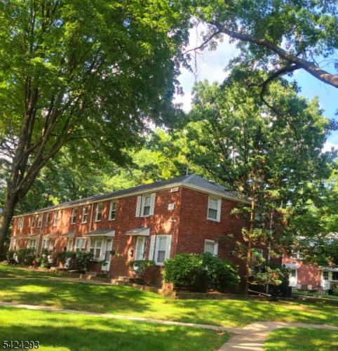 Photo of 130 Glenbrook Parkway