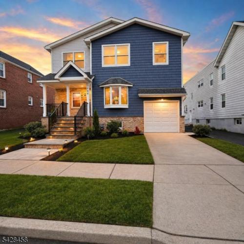 Photo of 448 Fern Avenue