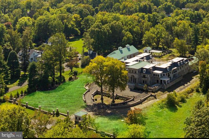 Photo of 2801 Riverton Road, Moorestown NJ