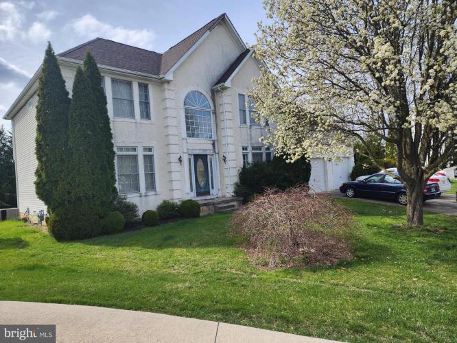 Photo of 10 Bay Hill Court, Mount Holly NJ