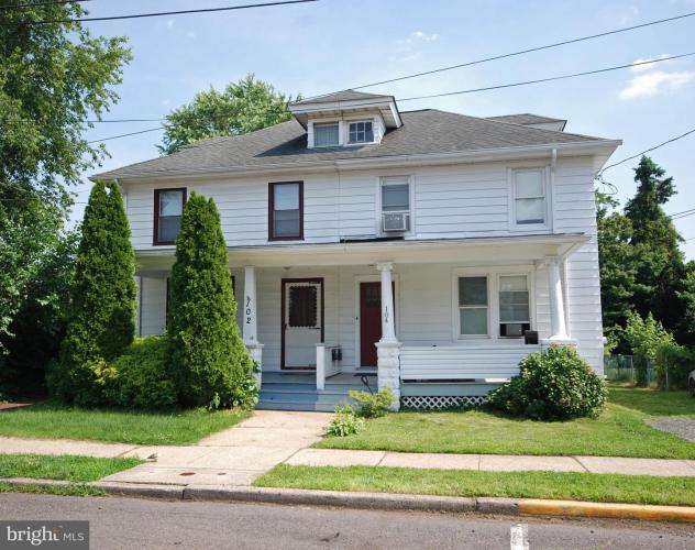 Photo of 104 Juniper Street, Burlington NJ