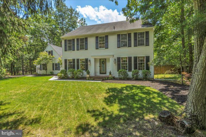 Photo of 14 Glen Lake Drive, Medford NJ