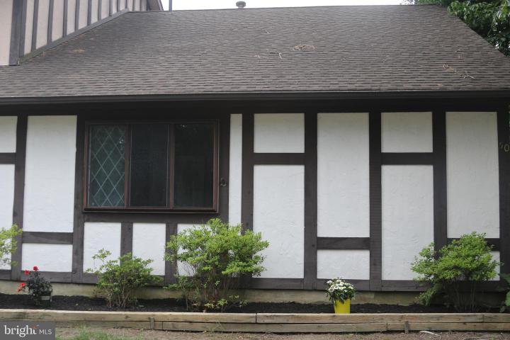 Photo of 50 Blue Spruce Court, Lumberton NJ