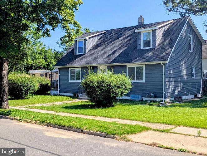 Photo of 700 S Belleview Avenue, Cinnaminson NJ