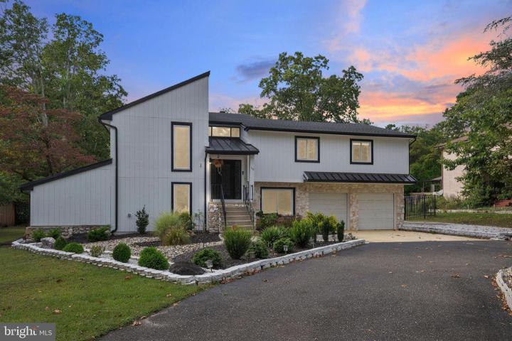 Photo of 110 Hopewell Road, Marlton NJ