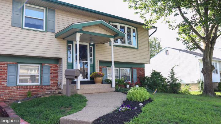 Photo of 30 Evergreen Lane, Burlington NJ