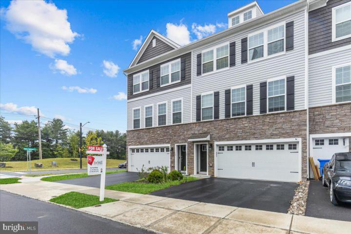 Photo of 9 Sisters Farmstead Road, Mount Laurel NJ