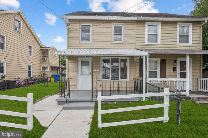 Photo of 810 W 2nd Street, Florence NJ