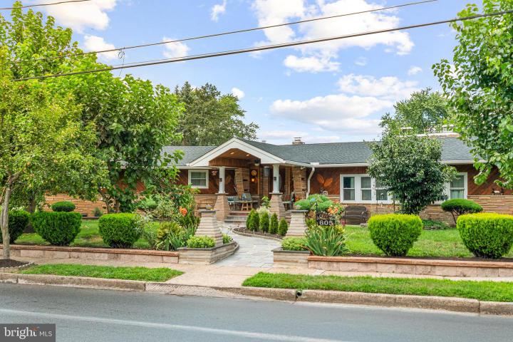 Photo of 605 8th Street, Riverside NJ