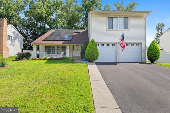 Photo of 74 Carlton Avenue, Marlton NJ