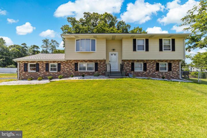 Photo of 410 Lewistown Road, Columbus NJ