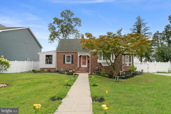 Photo of 910 S Fairview Street, Riverside NJ