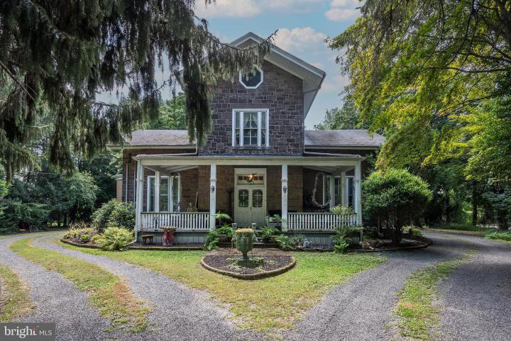 Photo of 705 Woodlane Road, Beverly NJ