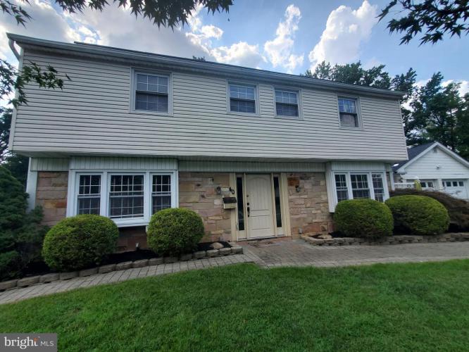 Photo of 40 Crestview Drive, Willingboro NJ