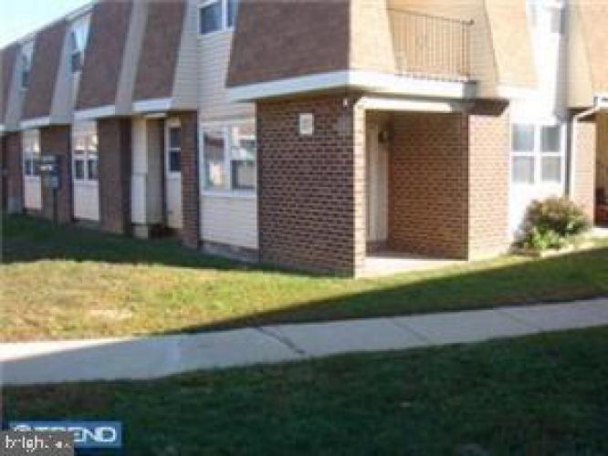 Photo of 7 Florence Tollgate Place 1, Burlington NJ