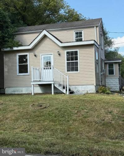 Photo of 2 Hogback Road, Trenton NJ