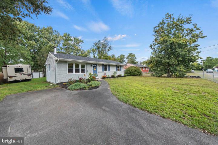 Photo of 306 Apache Trail, Browns Mills NJ