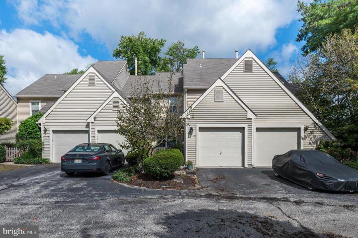 Photo of 29 Woodlake Drive, Evesham NJ