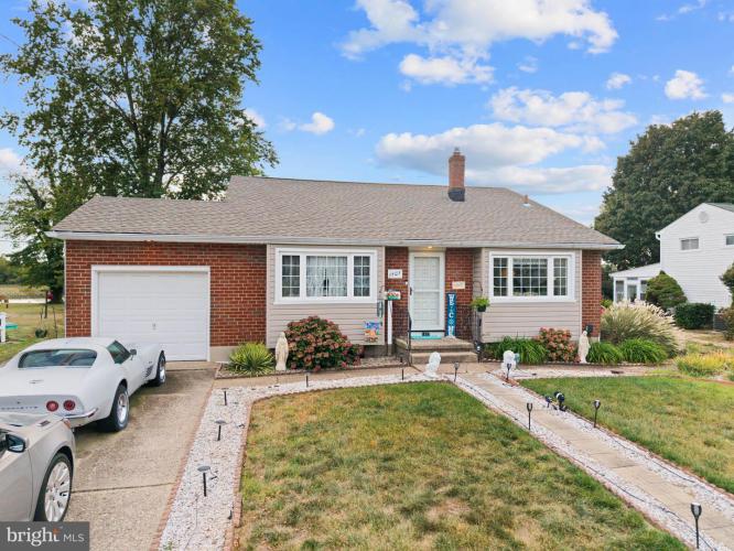 Photo of 1407 Glenview Drive, Cinnaminson NJ