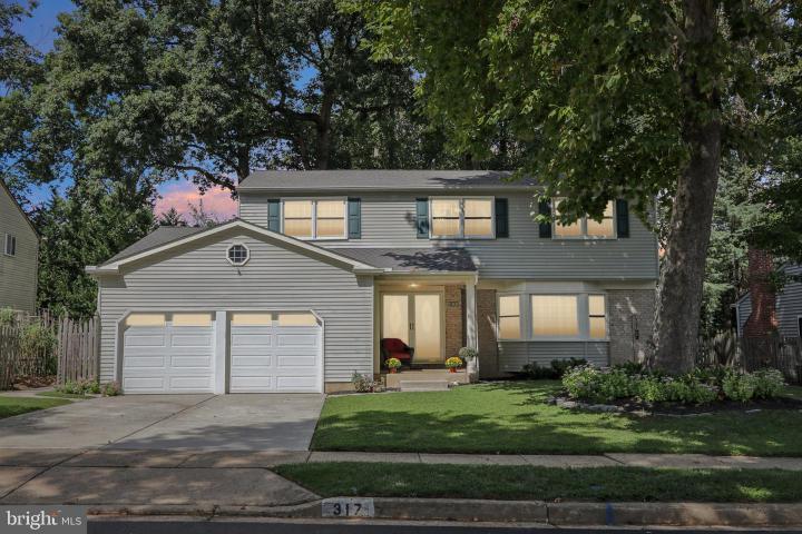 Photo of 317 St David Drive, Mount Laurel NJ