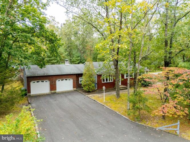 Photo of 229 Poplar Avenue, Marlton NJ