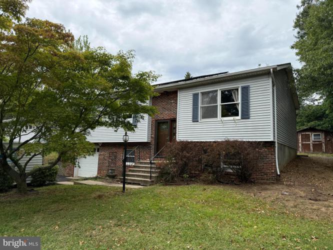 Photo of 1 Glen Road, Bordentown NJ