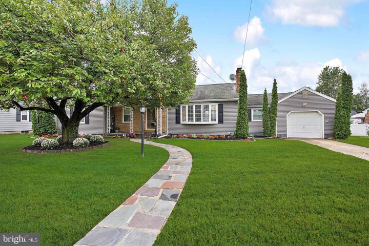 Photo of 520 Rutgers Avenue, Burlington NJ