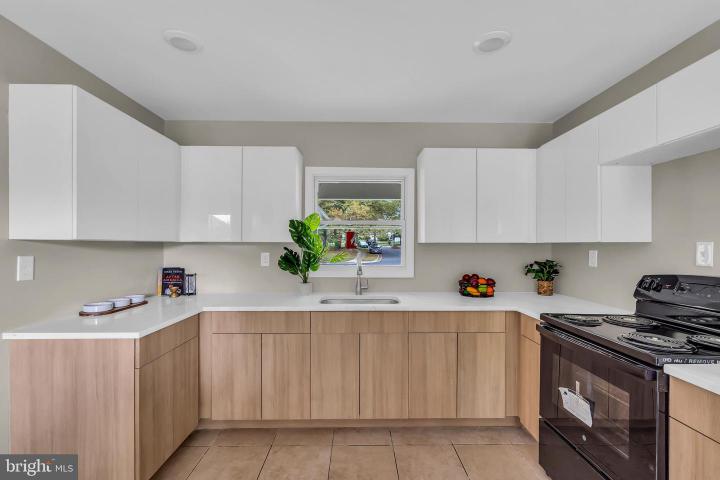 Photo of 2 Hazelwood Circle, Willingboro NJ