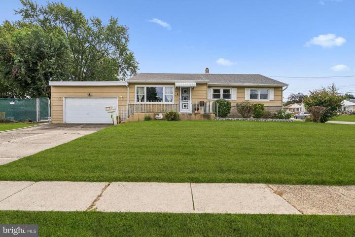 Photo of 400 Pennington Drive, Westampton NJ