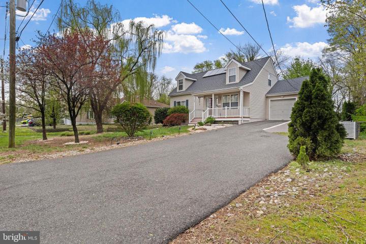 Photo of 168 Fairfax Drive, Cinnaminson NJ